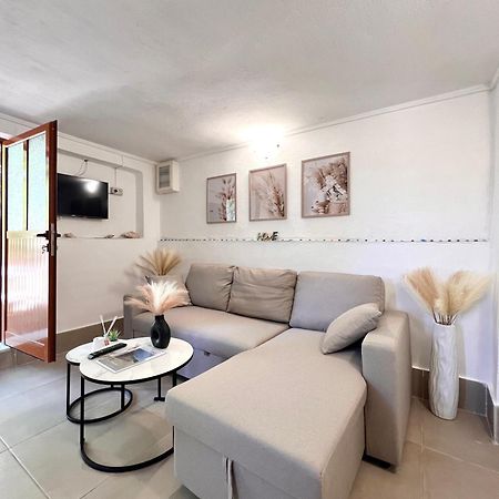 Petra Oliva Apartment Dhërmi Εξωτερικό φωτογραφία
