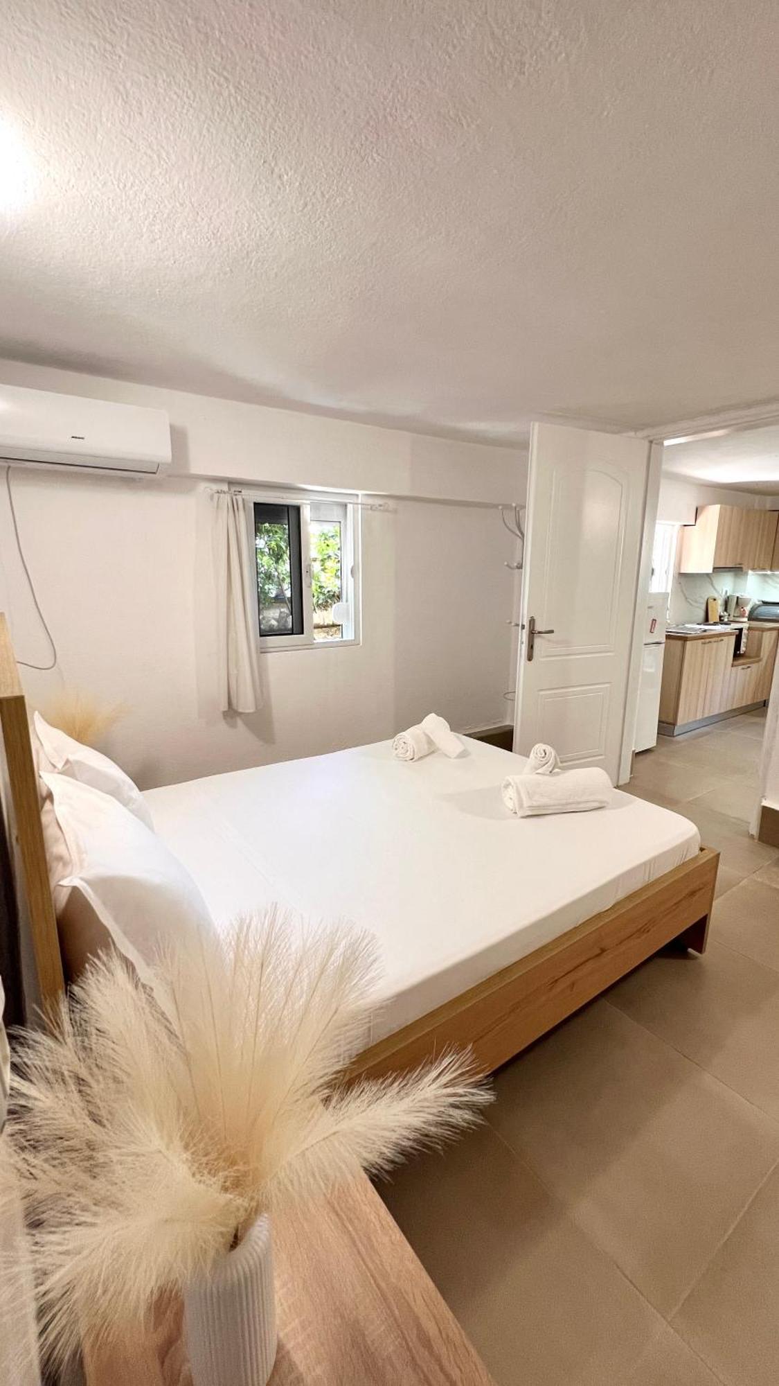 Petra Oliva Apartment Dhërmi Εξωτερικό φωτογραφία